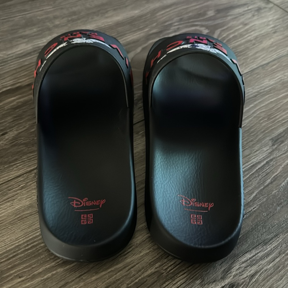 Never Worn Authentic Givenchy Disney 101 Dalmatia… - image 6